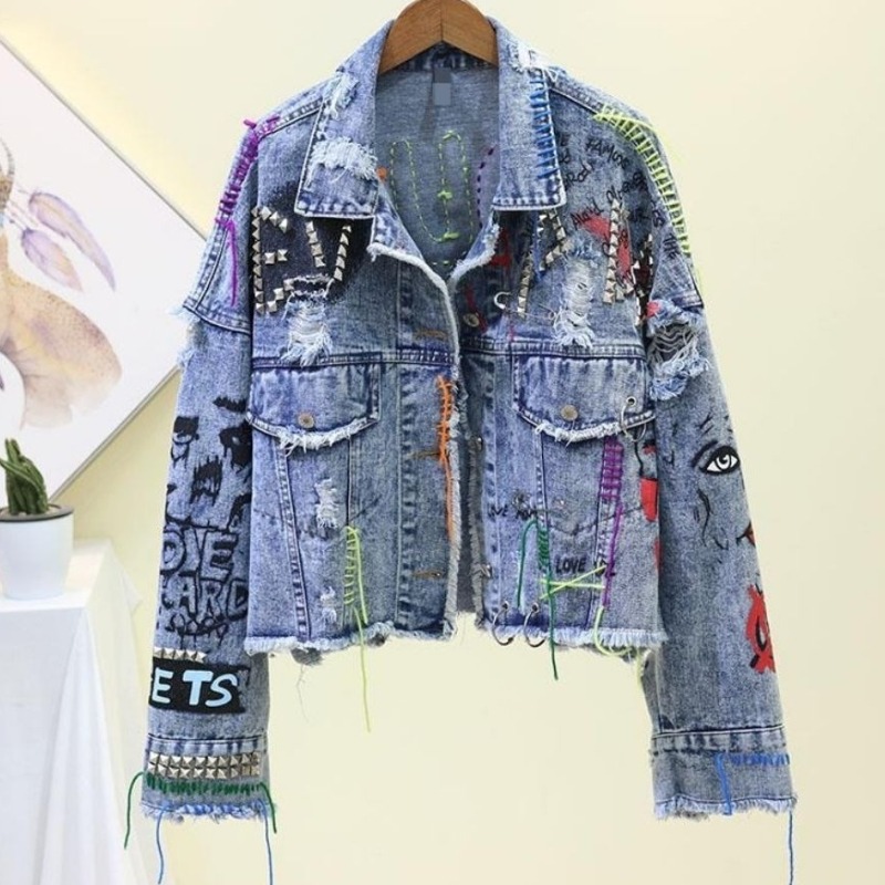 Patchwork Jean Jacket - العصرية الكتابة على الجدران عارضة الدنيم