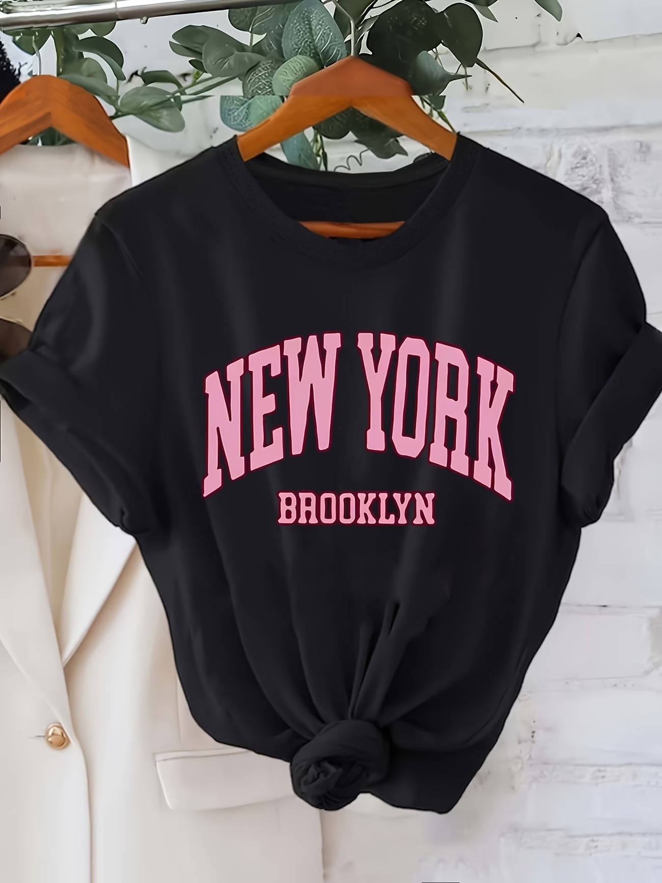 Vintage Fashion New York - تي شيرت عصري بطباعة حروف نيويورك