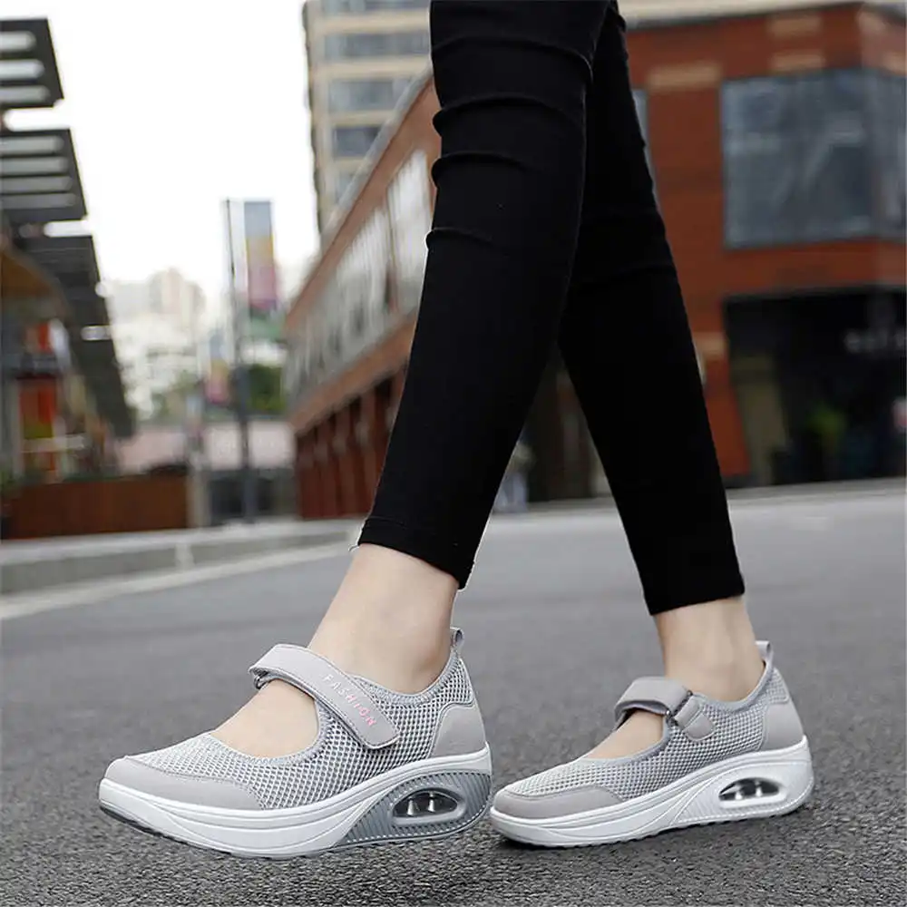Vintage Fashion Resale - 36-41 أحذية رياضية ملونة للموسم ديمي